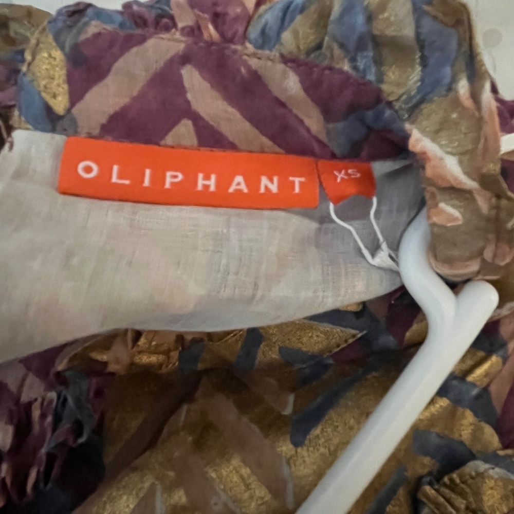 Oliphant - Picture 2 of 8